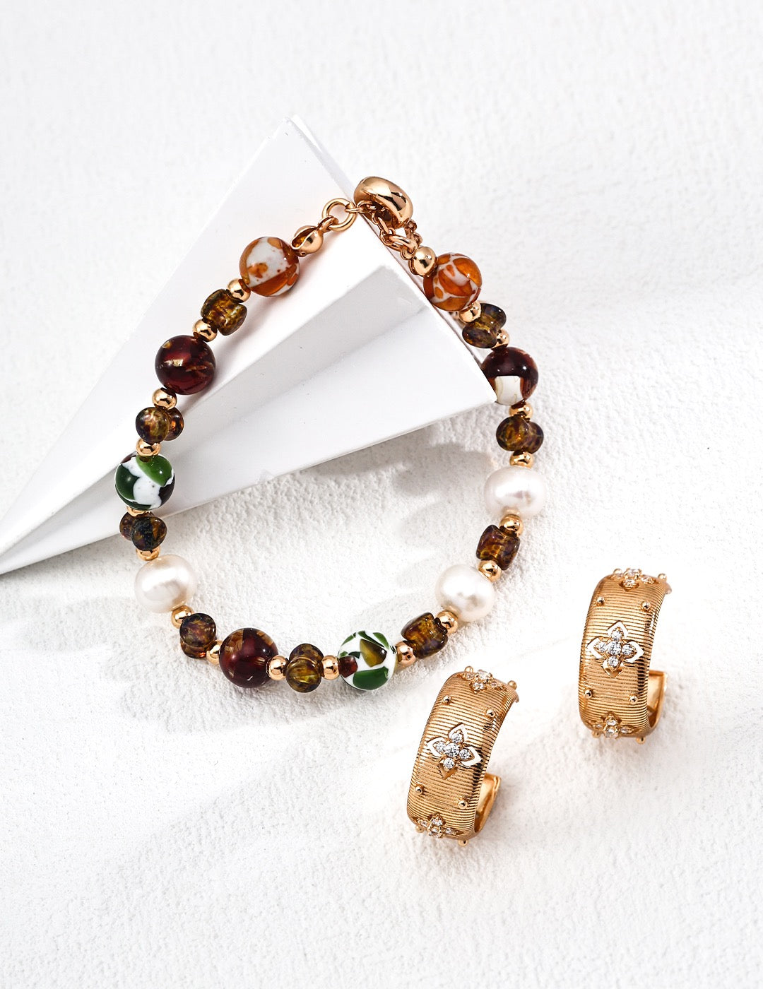Ocean Prism – Pearl, Shell & Glass Bead Bracelet