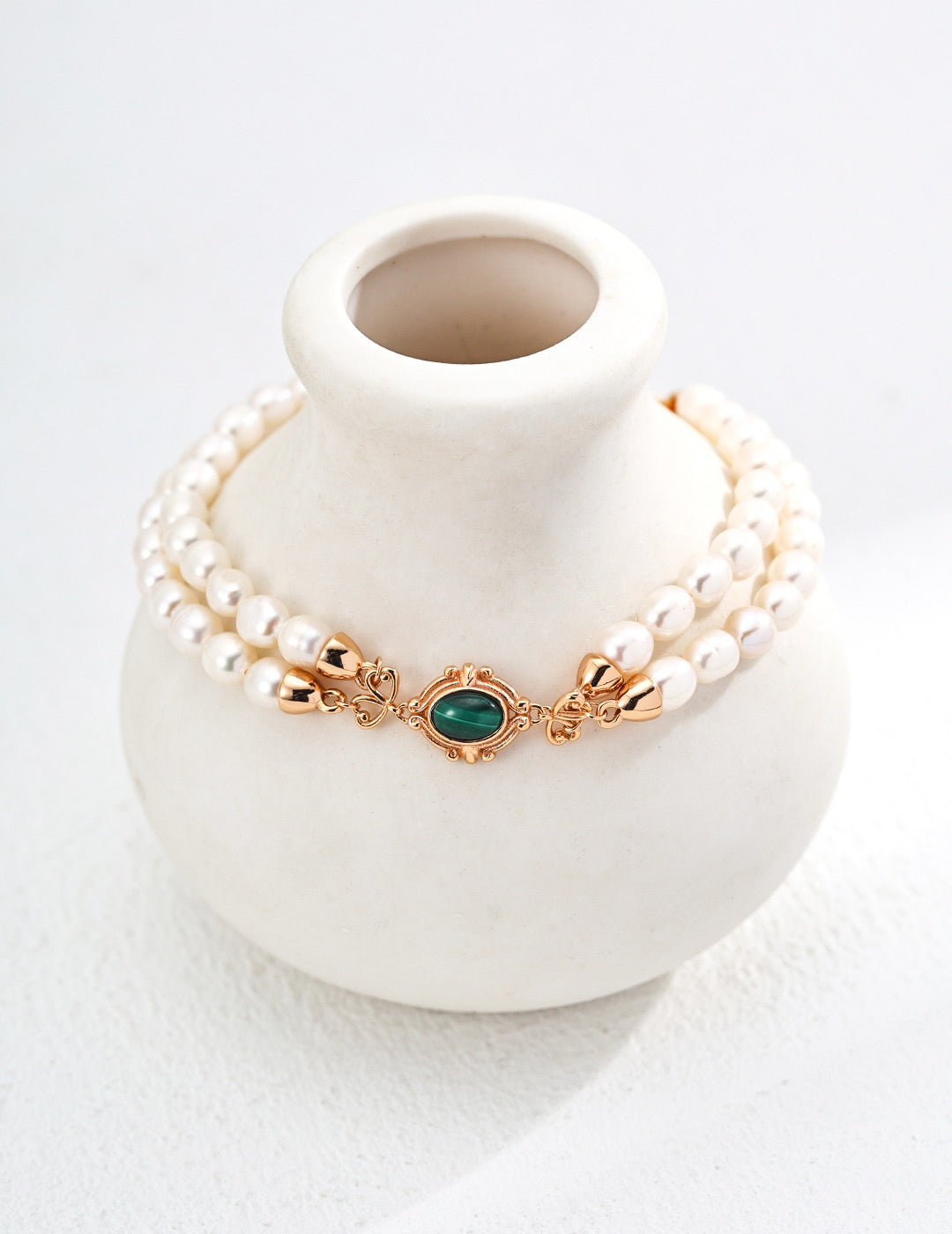 Emerald Grace – Pearl & Malachite Bracelet