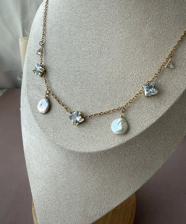 Luna Shinny Baroque Pearl Necklace