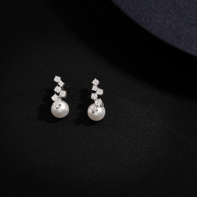 Starlit Grace – 8mm Freshwater Pearl Earrings