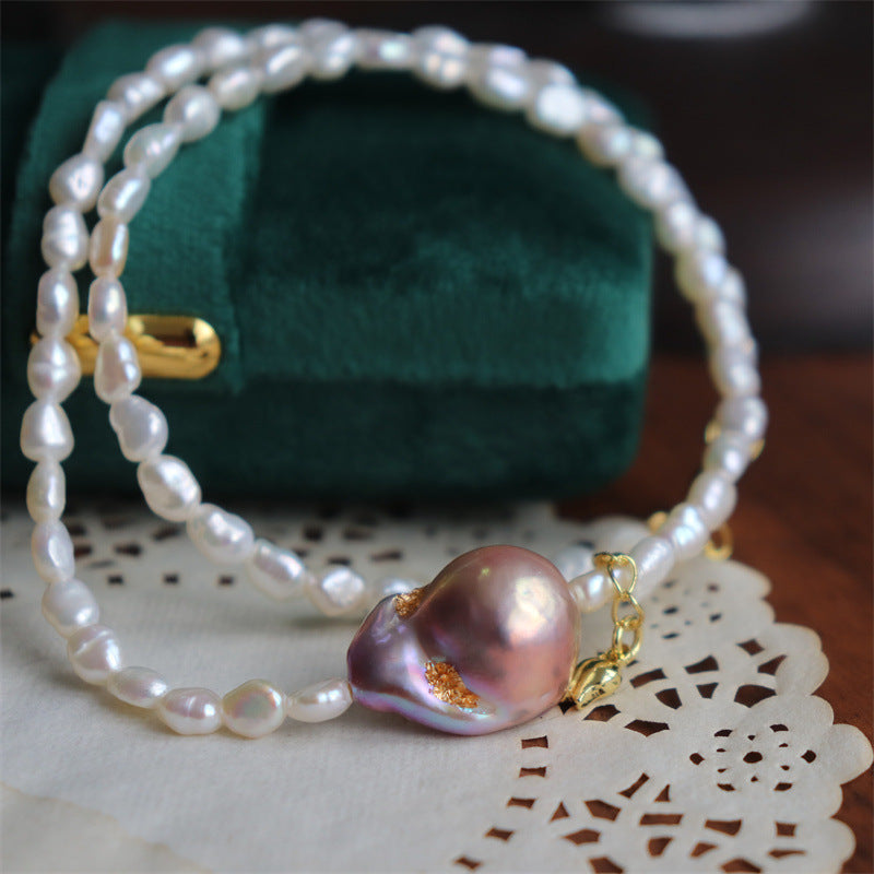 Poetic Grace – Baroque Pearl Pendant Necklace
