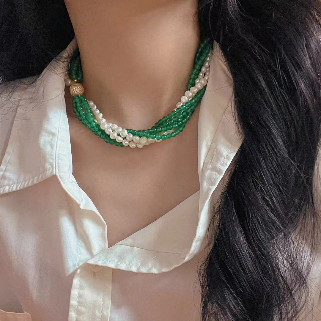 Emerald Grace – Twisted Freshwater Pearl Necklace