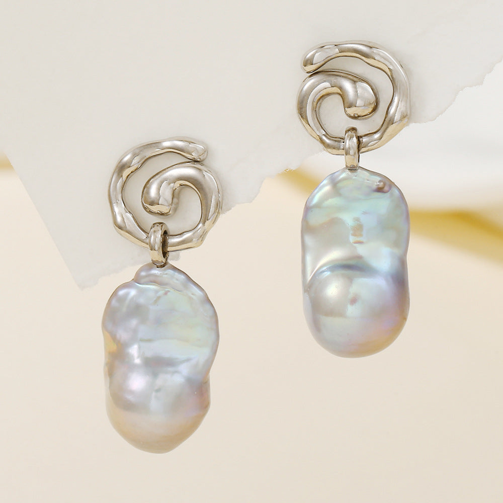 Ocean’s Heart – Iridescent Gray Baroque Pearl Earrings