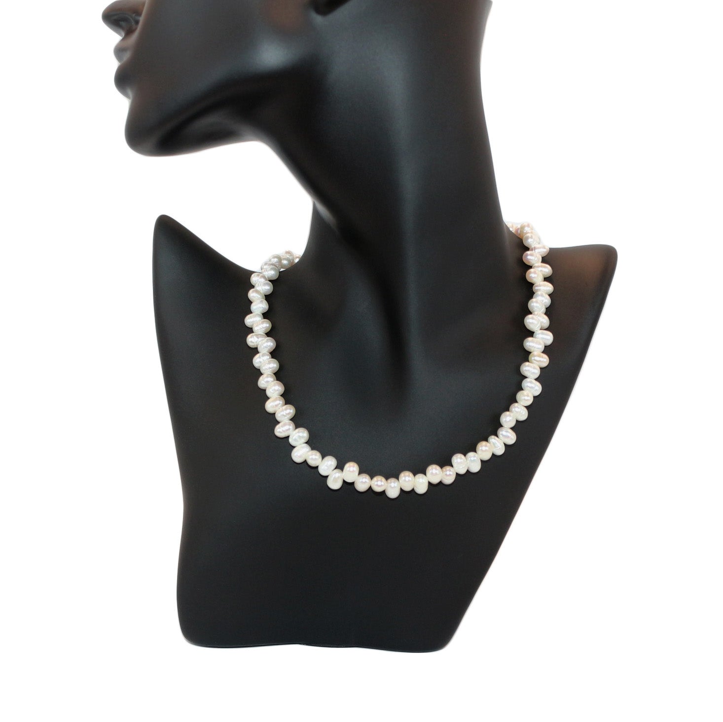 Model displayed of Oval Freshwater Pearl Necklace
