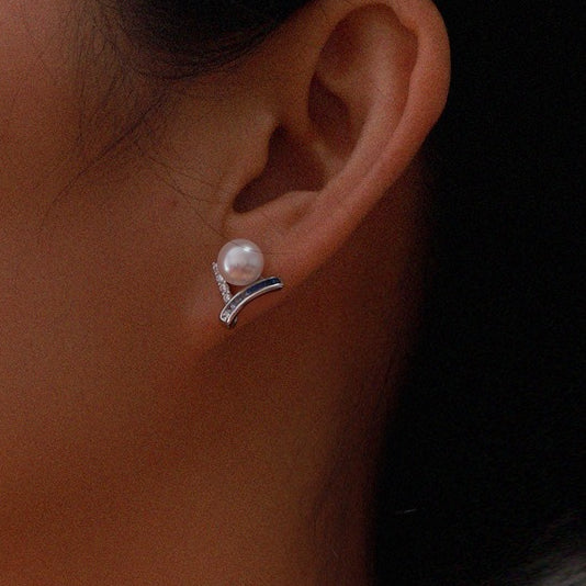 Framed Azure – Freshwater Pearl Stud Earrings
