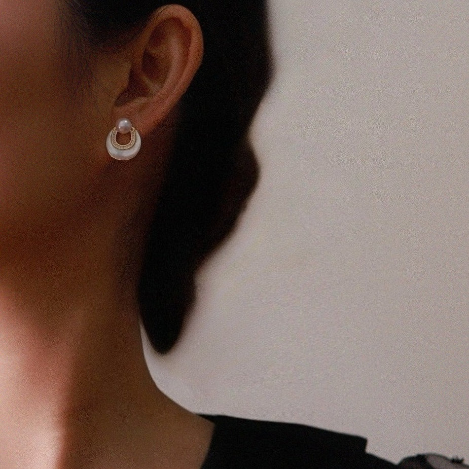 Luna Grace – 6mm Freshwater Pearl Earrings