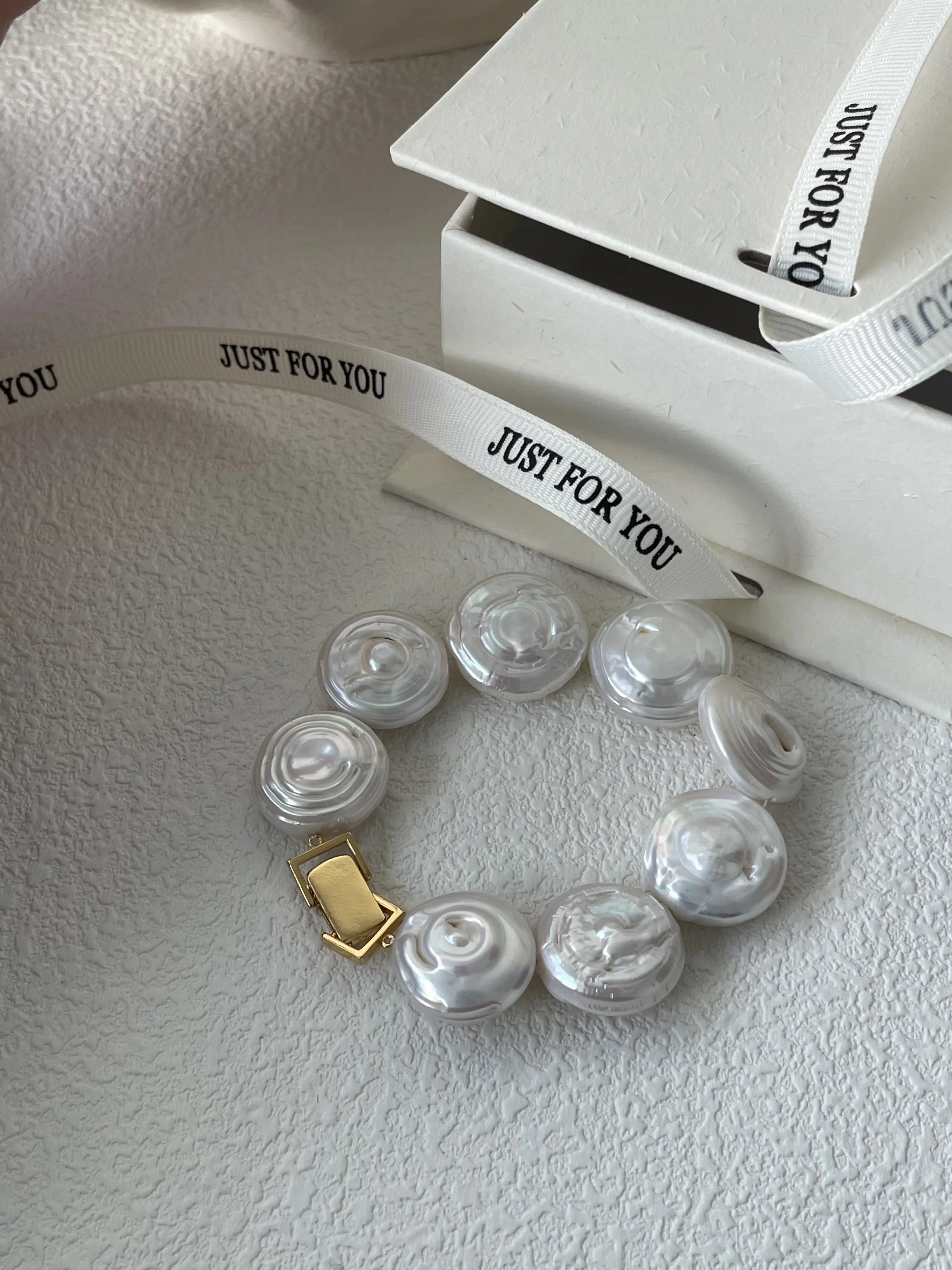 Selene's Disc Bracelet - 18K Gold Coin-Shaped Baroque Pearl Bracelet