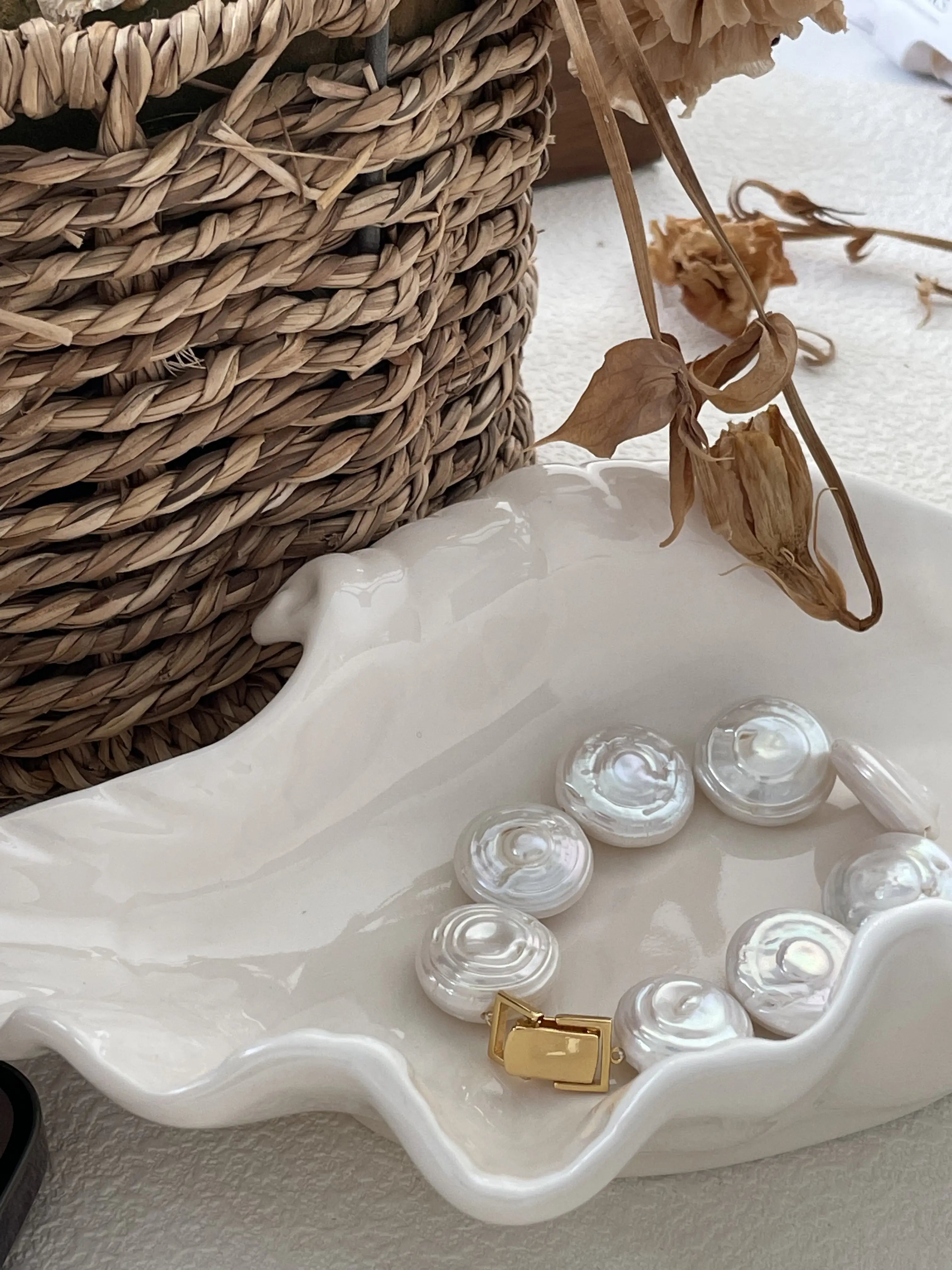 Selene's Disc Bracelet - 18K Gold Coin-Shaped Baroque Pearl Bracelet