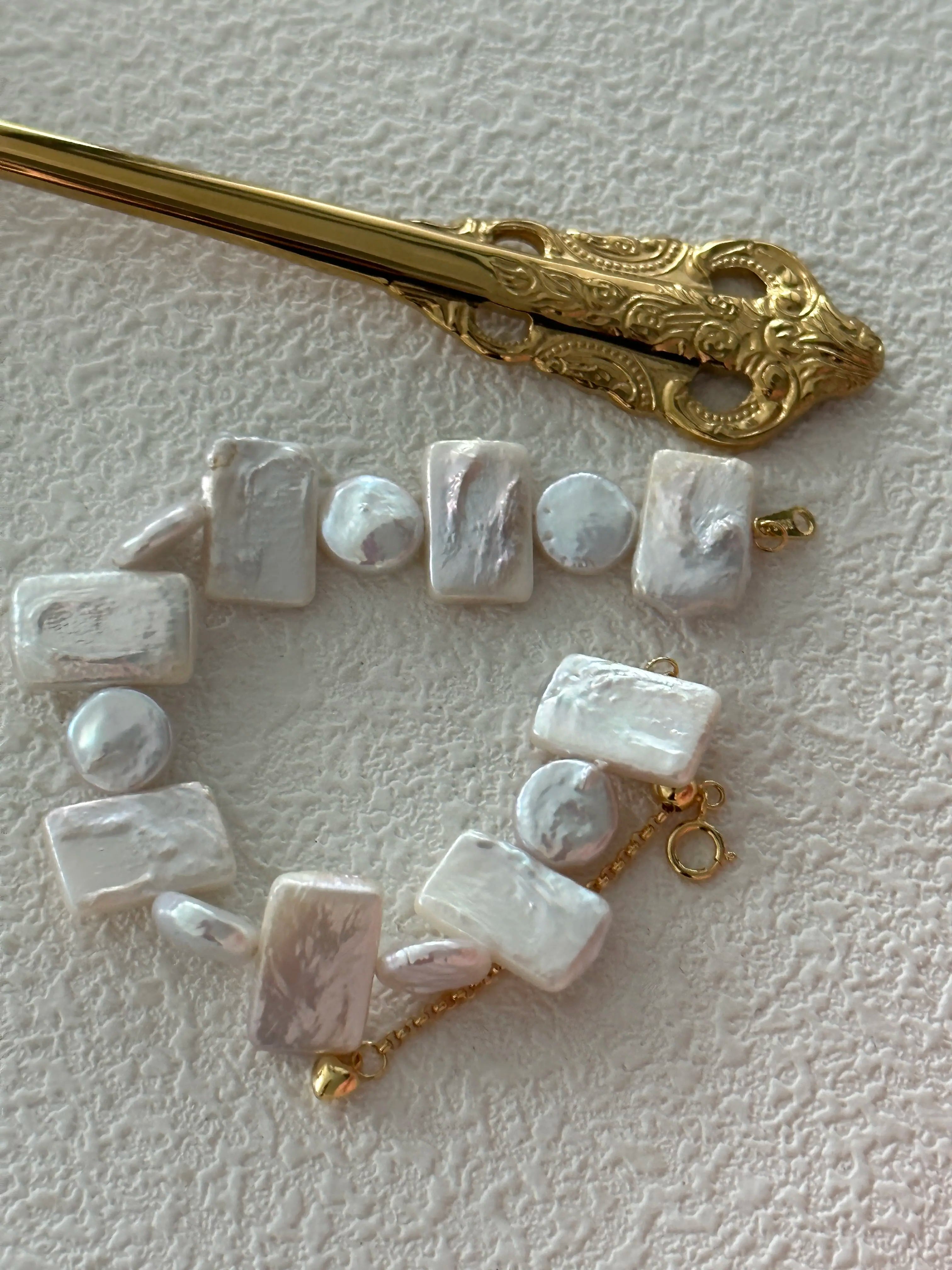 Geometric Baroque Pearl Bracelet