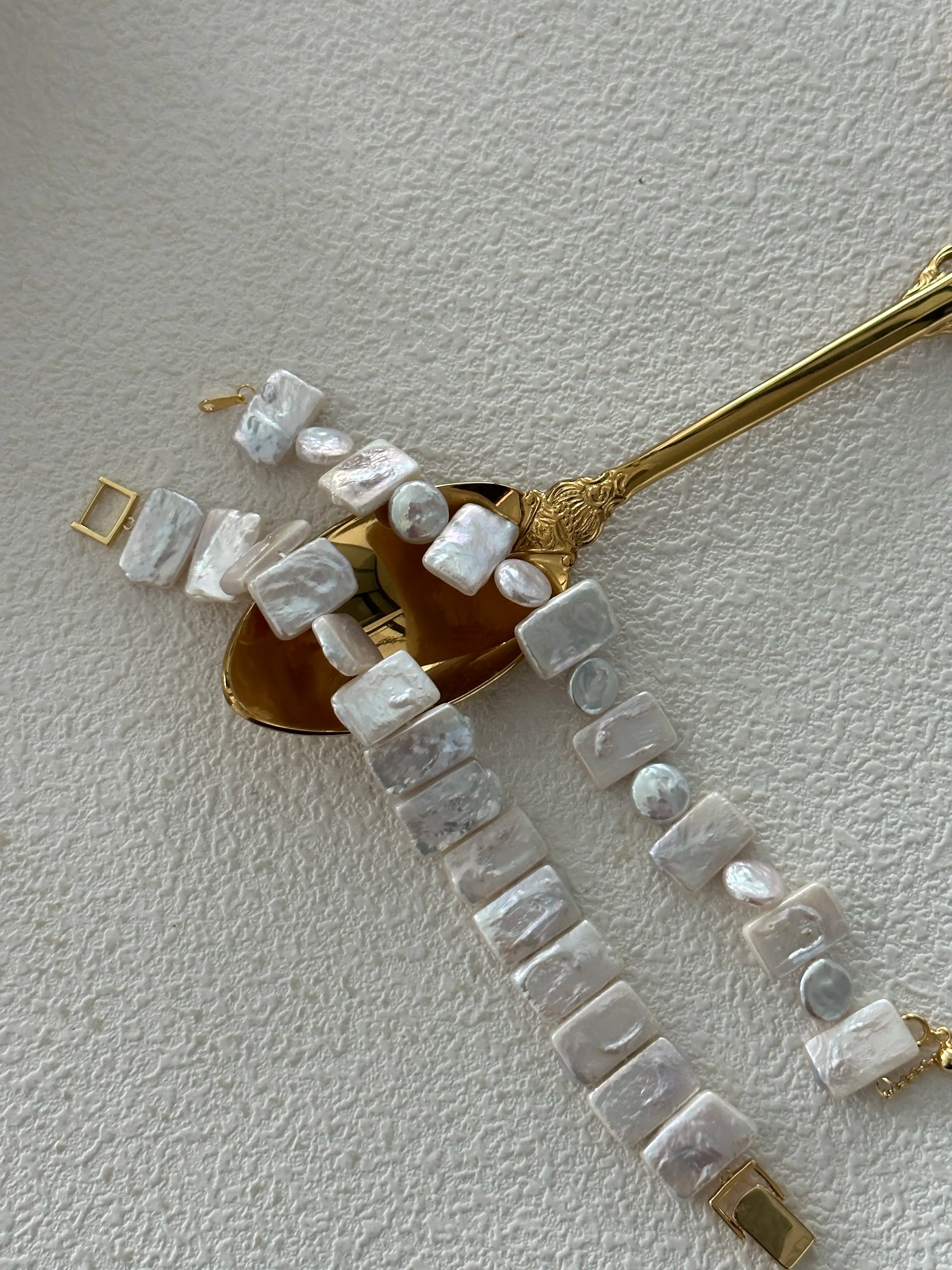 Watch-Link Style Square Baroque Pearl Bracelet