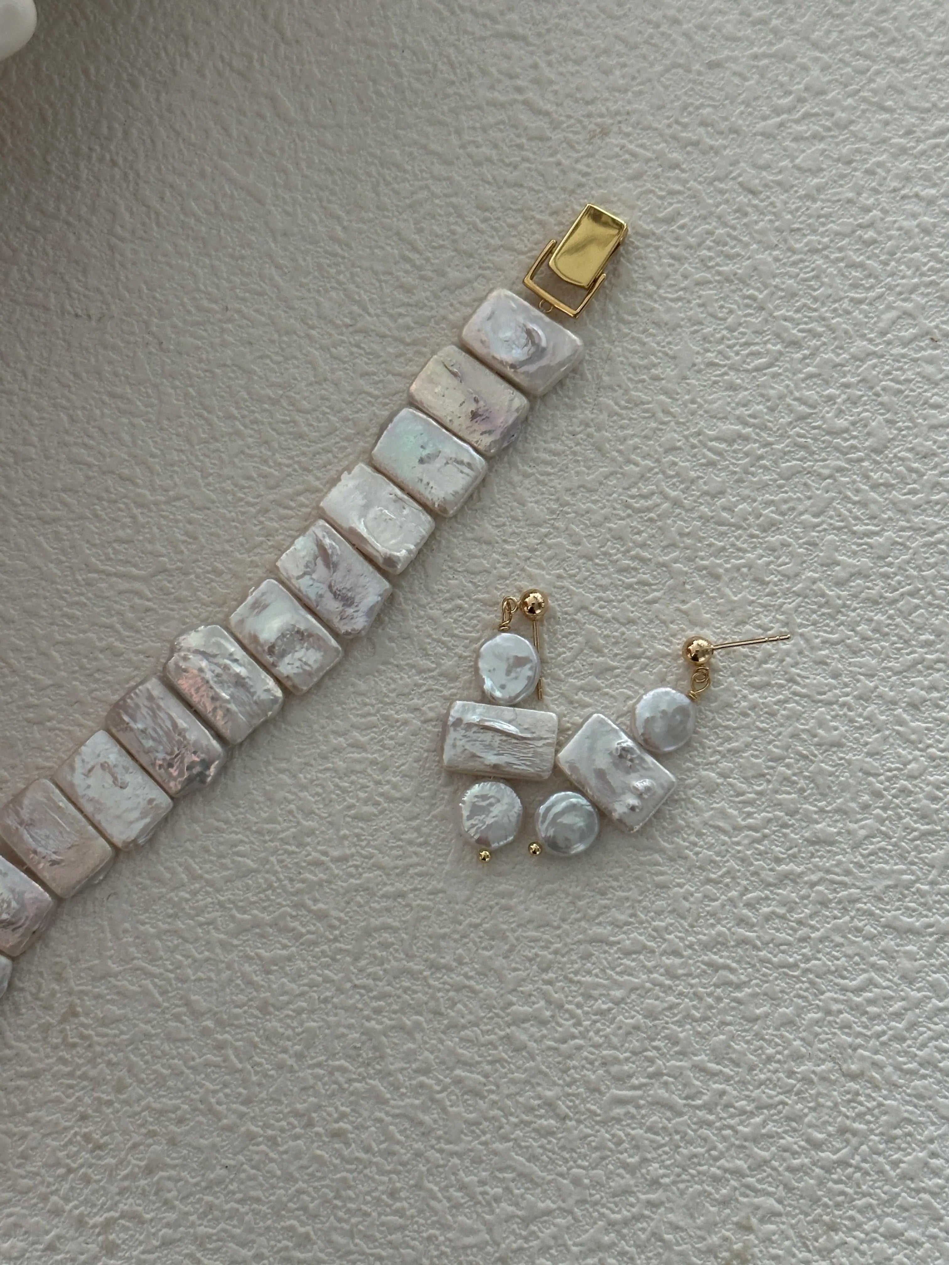 Watch-Link Style Square Baroque Pearl Bracelet