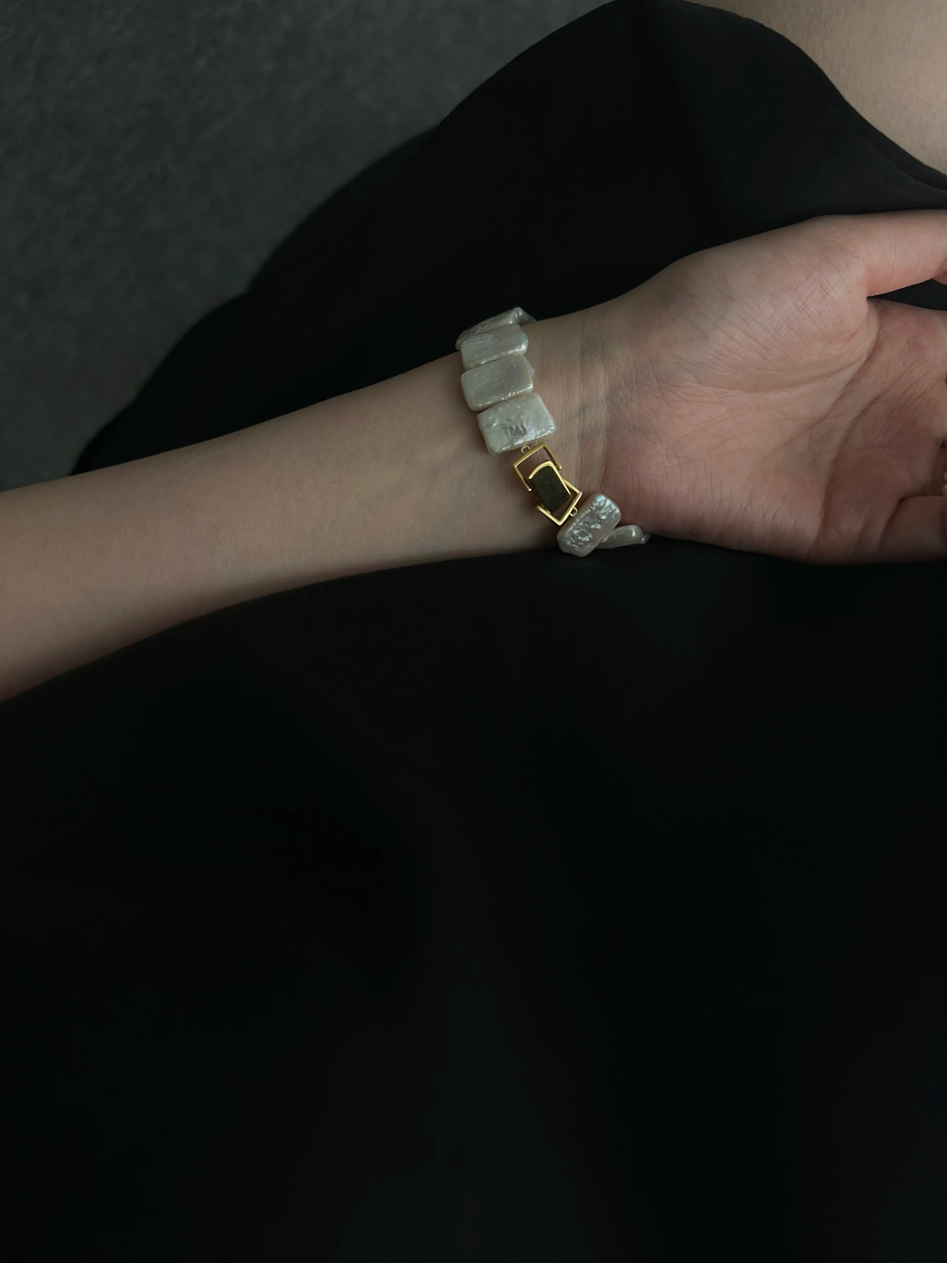 Watch-Link Style Square Baroque Pearl Bracelet