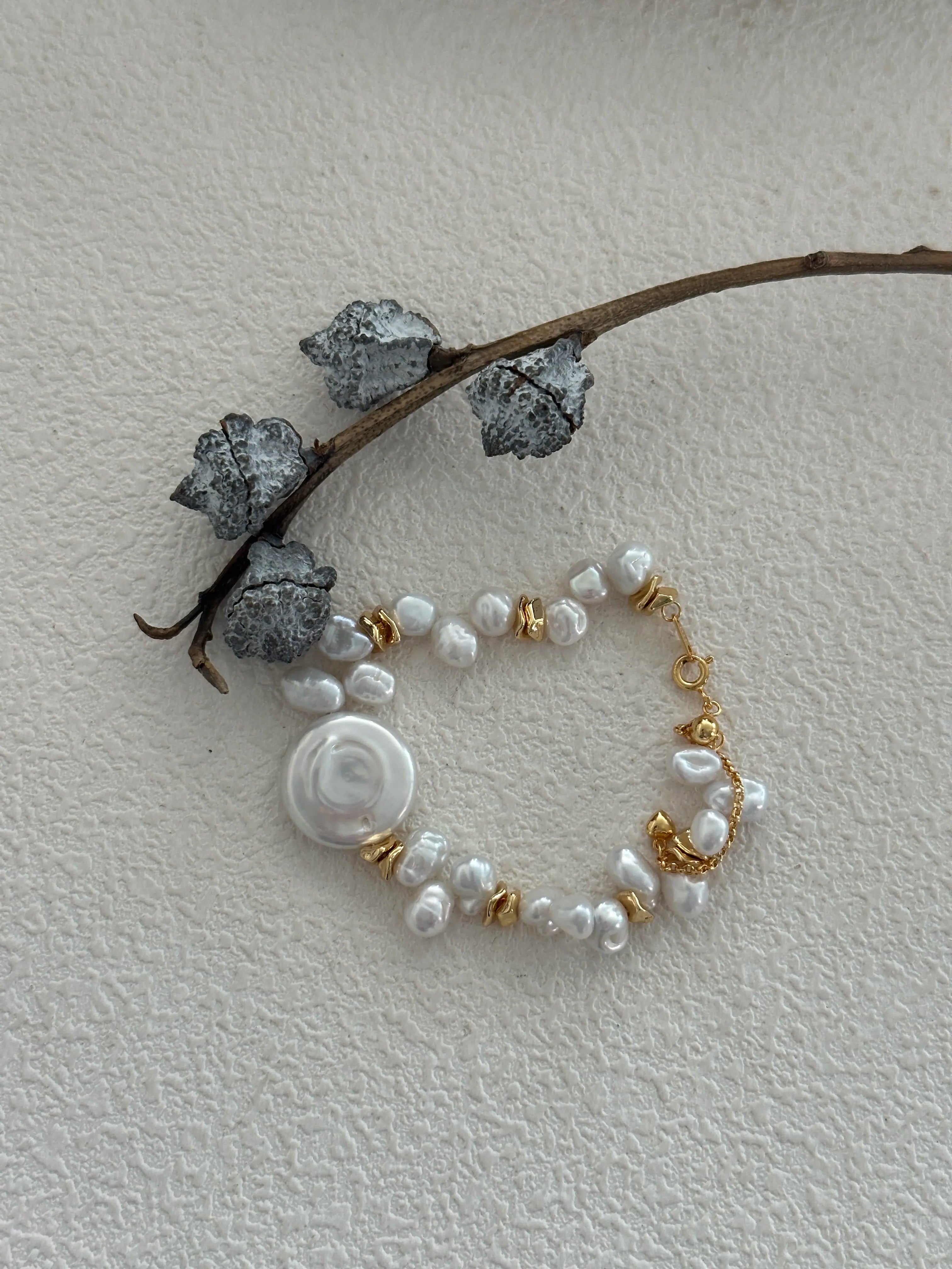 Baroque and Keshi Pearl Bracelet