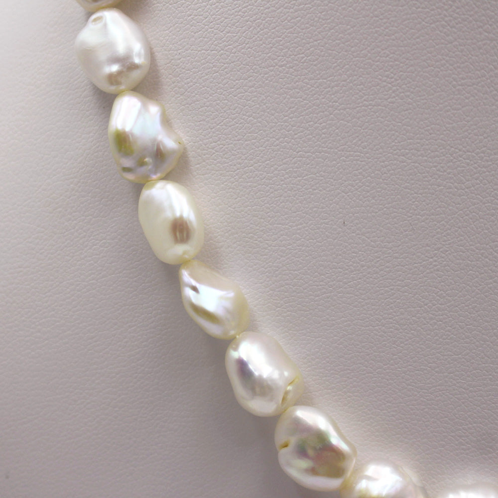 Detials and luster of 10-11mm Freshwater Baroque Pearl Necklace