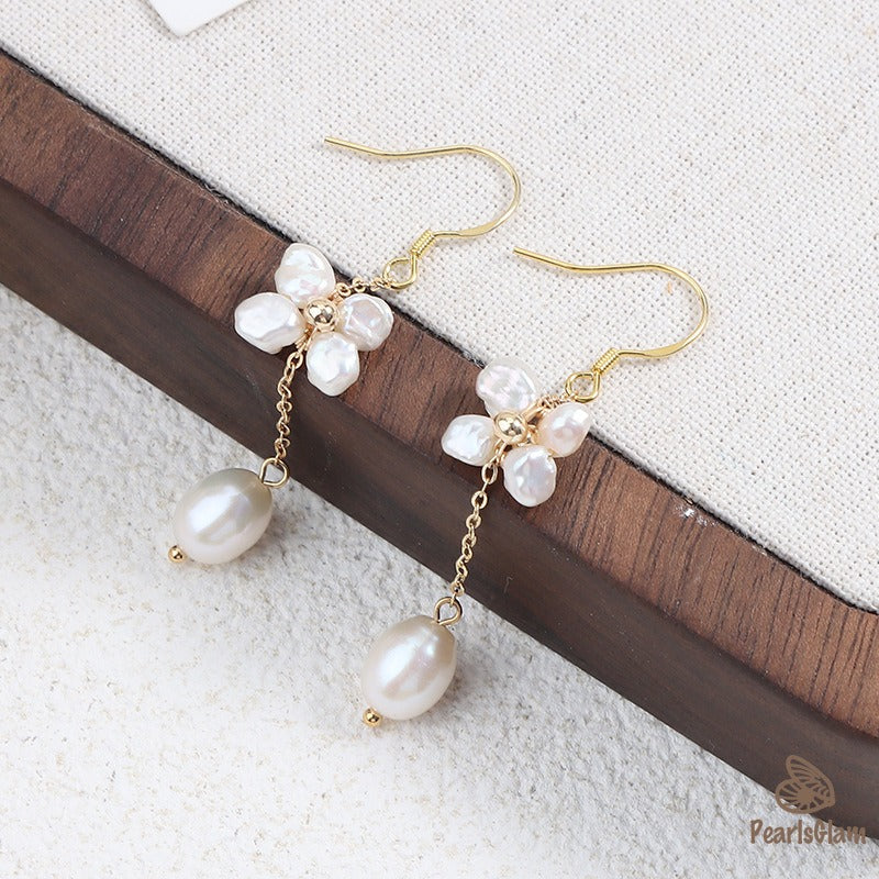 Lover’s Poem – Heart Stud & Stick Pearl Earrings