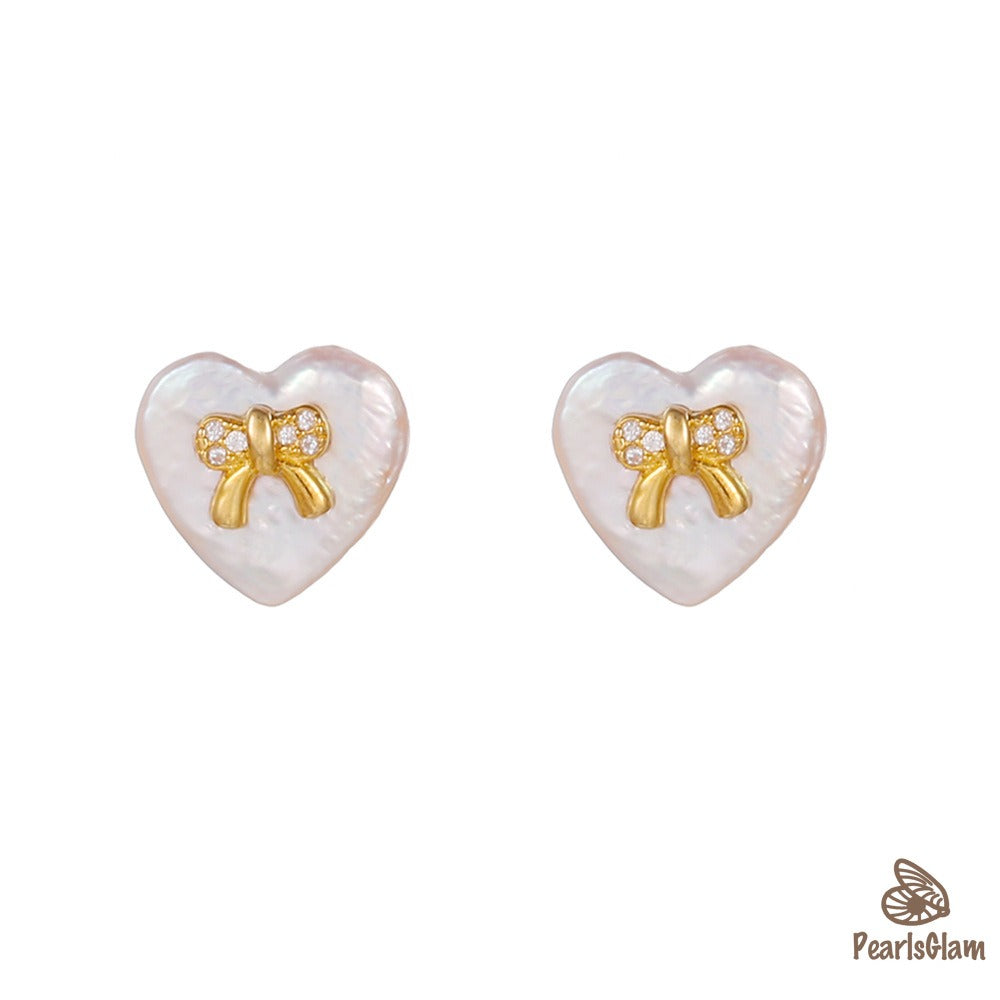 Petite Grace – Bow Accent Pearl Studs