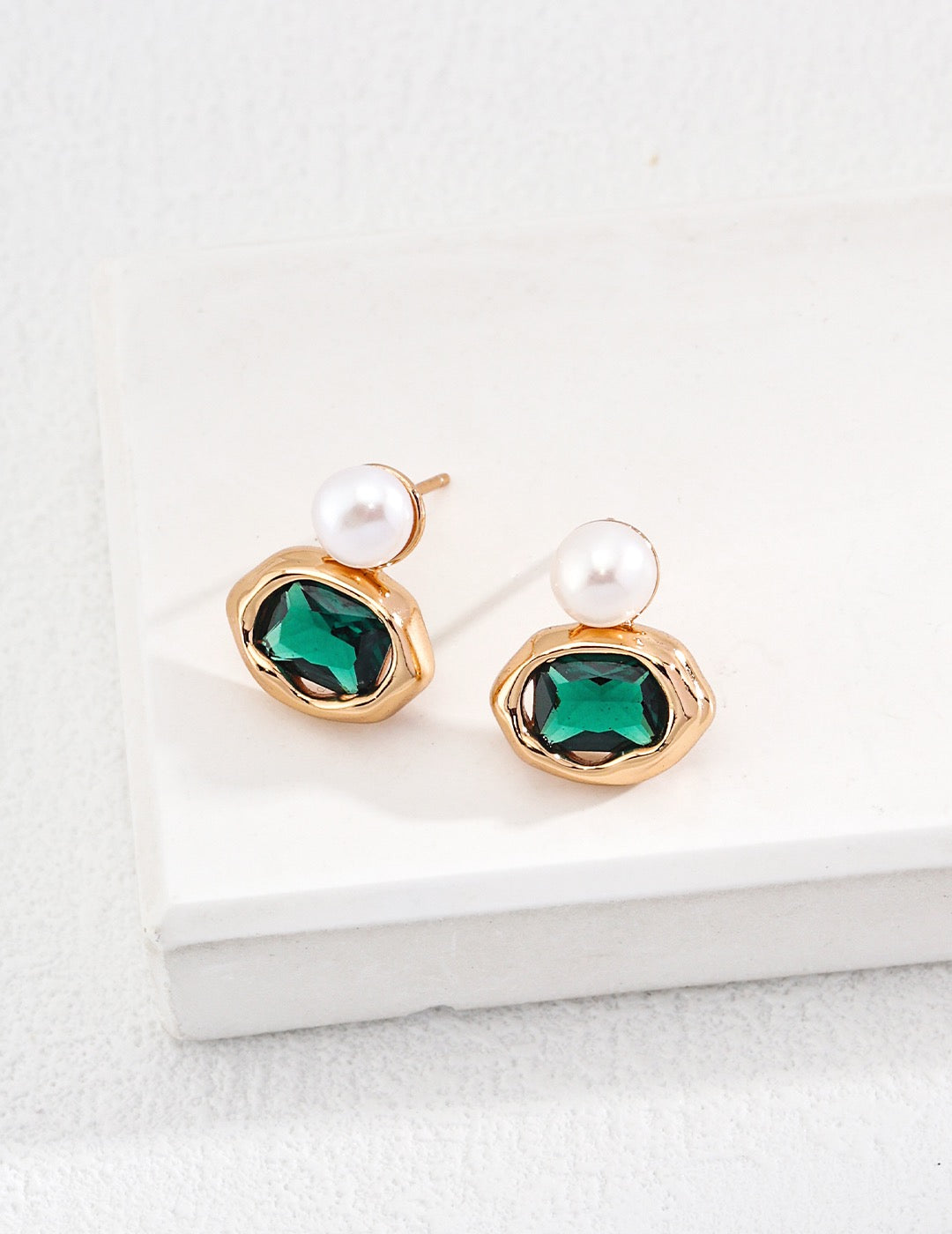Celeste Pearl & Crystal Stud Earrings