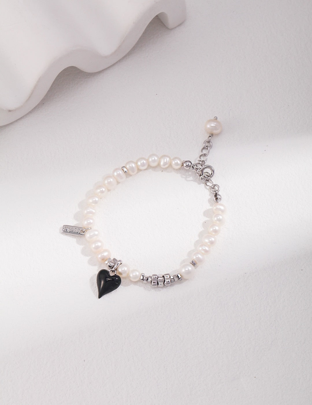 Midnight Heart – Black Charm Freshwater Pearl Bracelet & Necklace