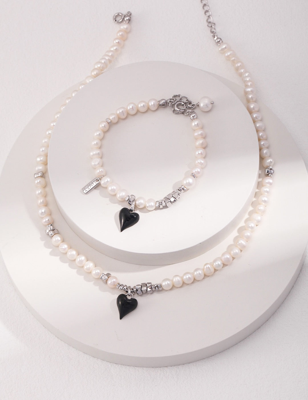 Midnight Heart – Black Charm Freshwater Pearl Bracelet & Necklace