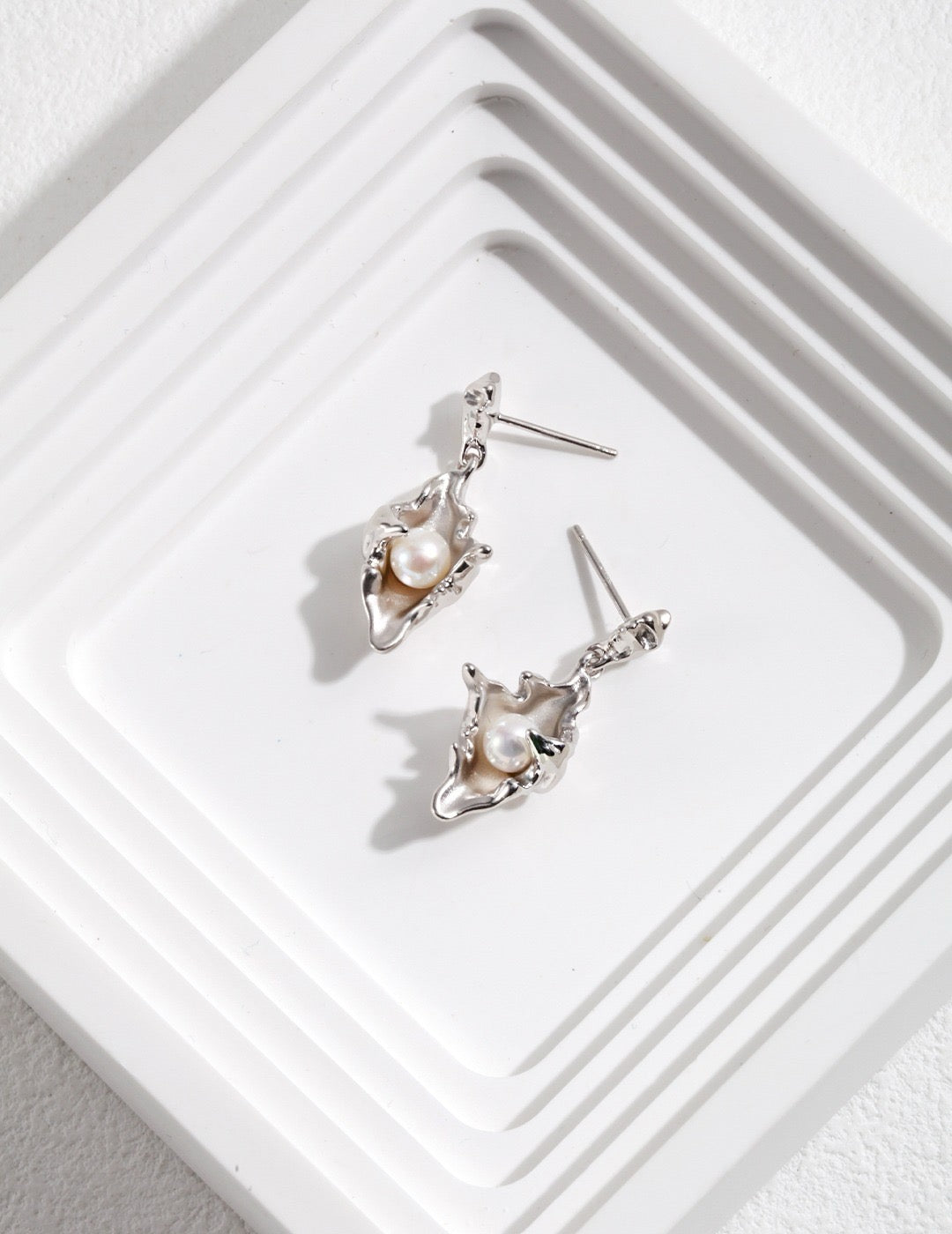 Tidal Shell Freshwater Pearl Earrings