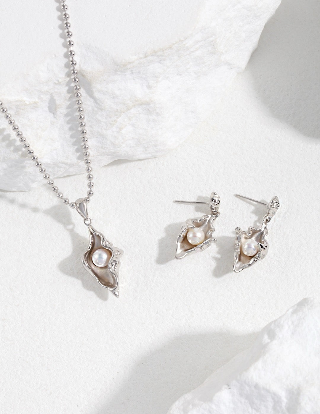 Tidal Shell Freshwater Pearl Earrings