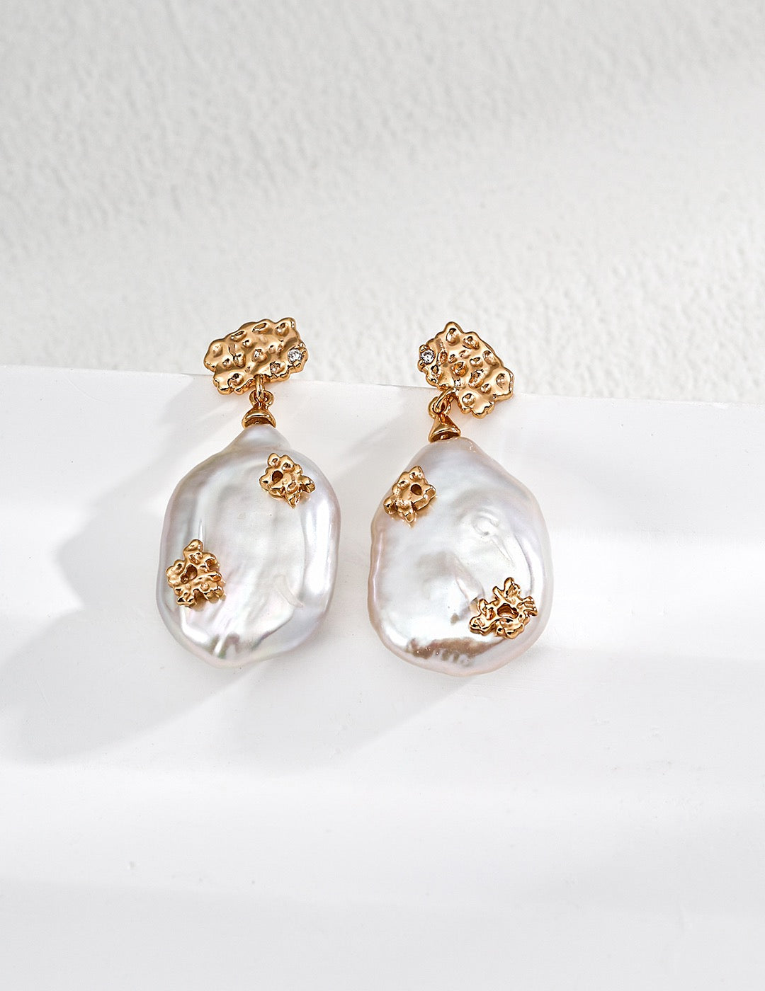 Golden Reef – Baroque Pearl Drop Earrings