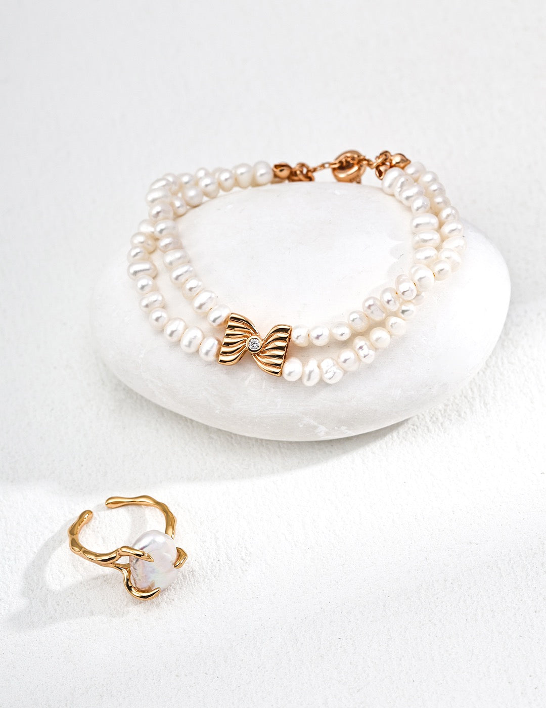Bow Charm – Double Strand Pearl Bracelet Set