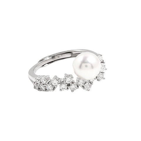 Starlit Grace – 8mm Freshwater Pearl Ring