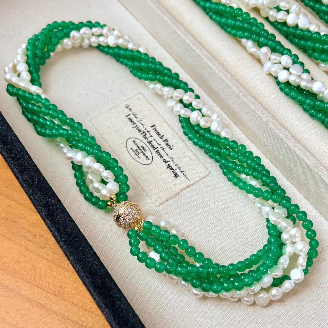 Emerald Grace – Twisted Freshwater Pearl Necklace