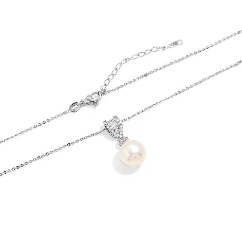 Art Deco Crystal Freshwater Pearl Earrings & Necklace
