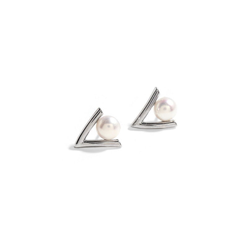 09 - Frame Vision – Freshwater Pearl Earrings