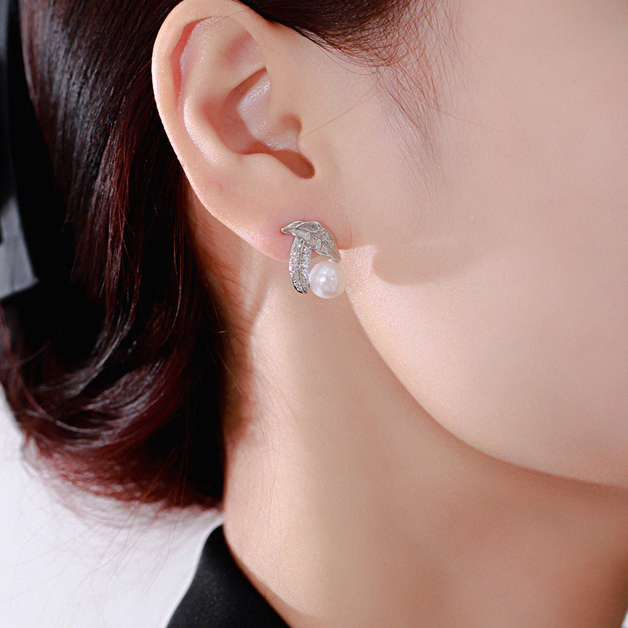 10-Enchanted Leaf – Freshwater Pearl Earrings