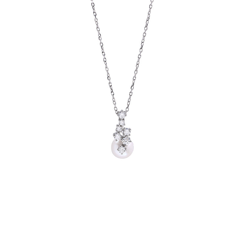 Starlit Grace – 8mm Freshwater Pearl Pendant Necklace