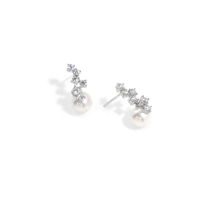 Starlit Grace – 8mm Freshwater Pearl Earrings
