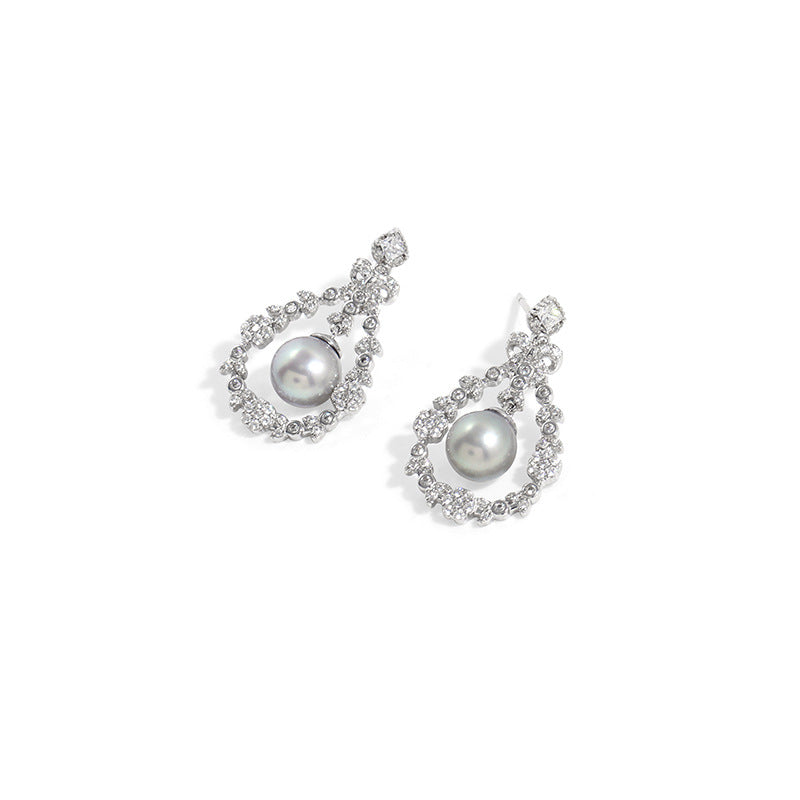 Floral Halo – Grey Freshwater Pearl Drop Earrings