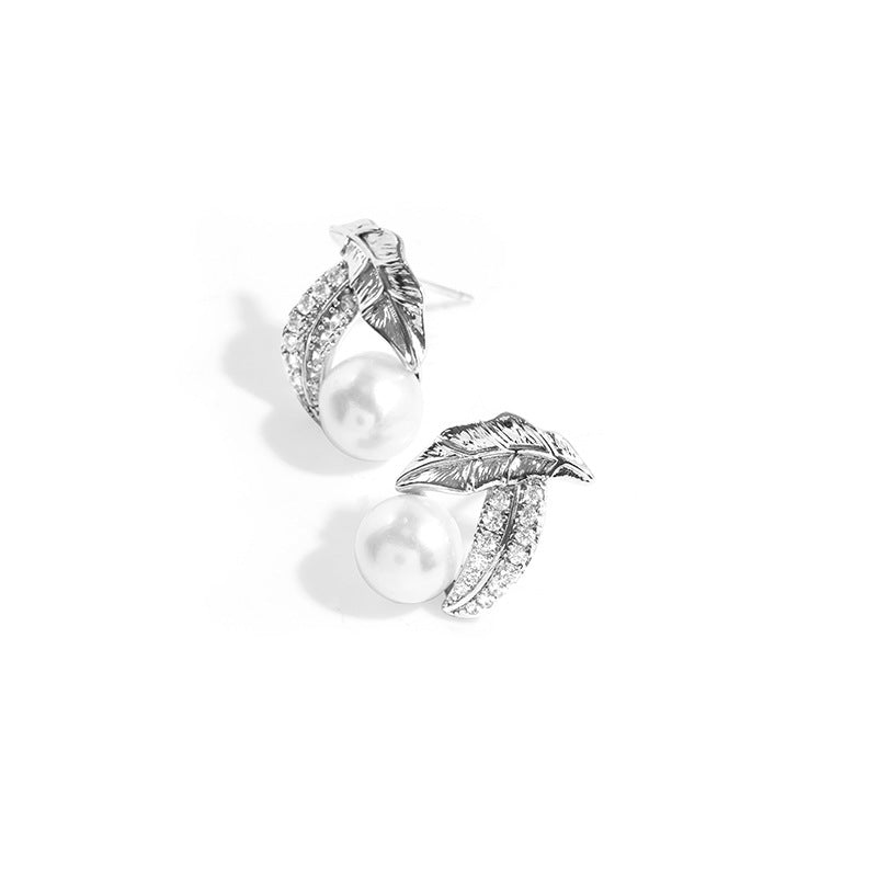 10-Enchanted Leaf – Freshwater Pearl Earrings