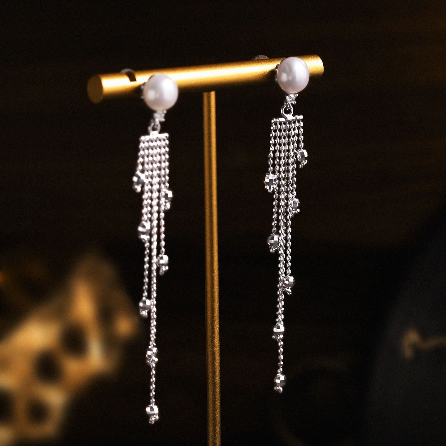 Cascade Grace – 7mm Freshwater Pearl Earrings
