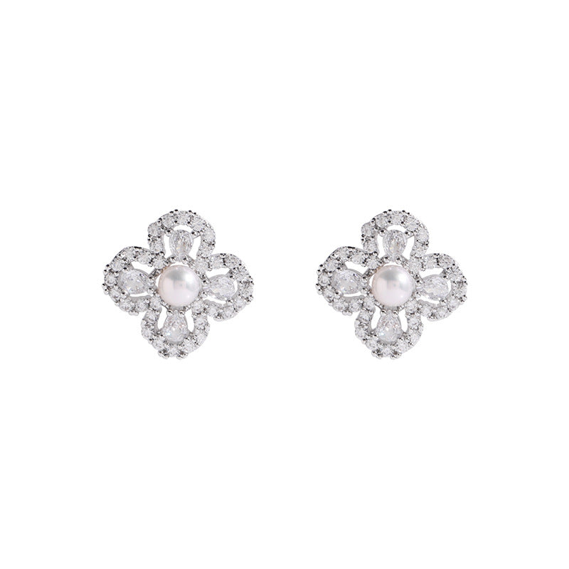 02 - Floral Grace – 5mm Freshwater Pearl Earrings