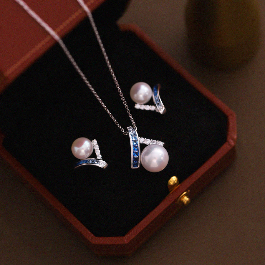 Framed Azure - 10mm Freshwater Pearl Pendant Necklace