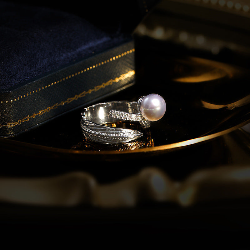 Feather Grace – Gray Freshwater Pearl Ring