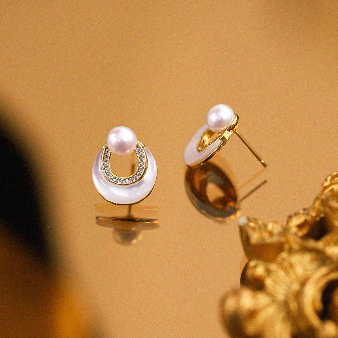 Luna Grace – 6mm Freshwater Pearl Earrings