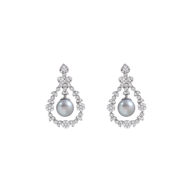 Floral Halo – Grey Freshwater Pearl Drop Earrings