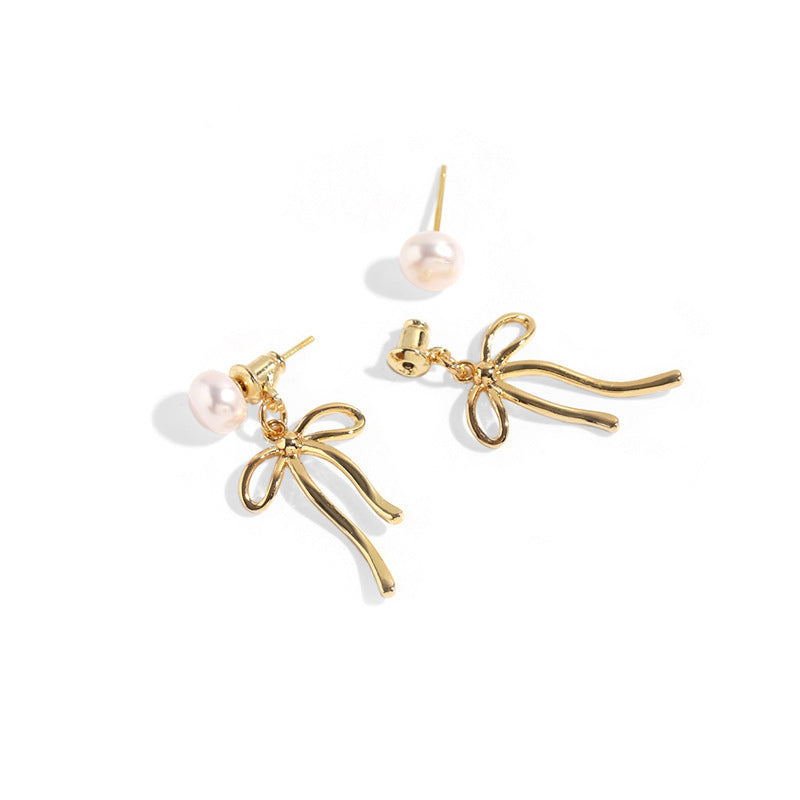 Ribbon Grace – 7mm Freshwater Pearl Earrings