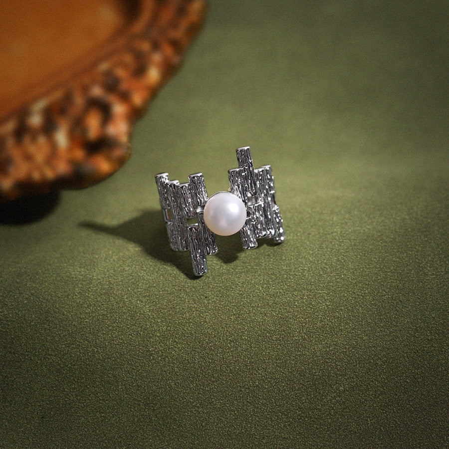 Modern Grace – 8mm Freshwater Pearl Ring