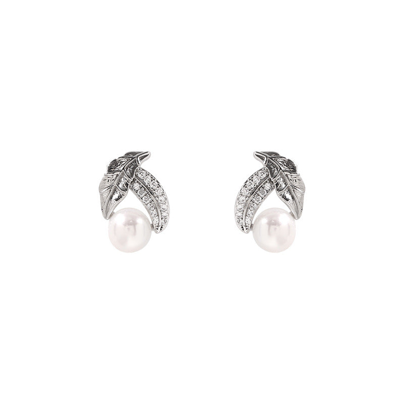 10-Enchanted Leaf – Freshwater Pearl Earrings