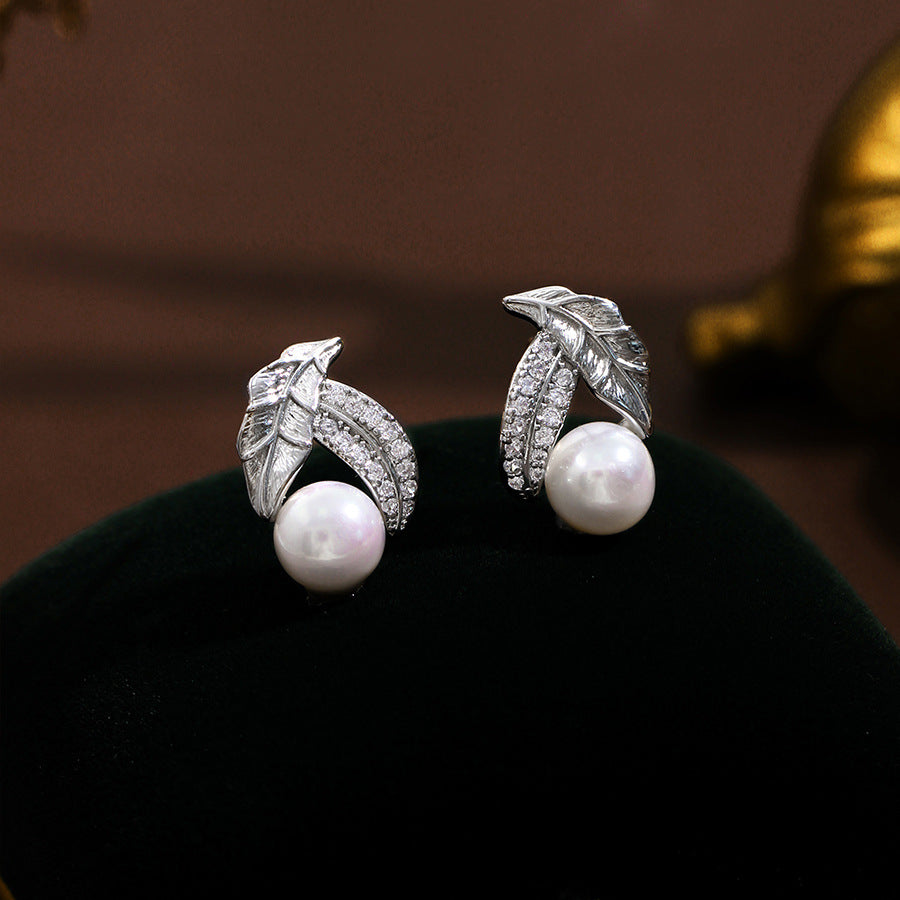 10-Enchanted Leaf – Freshwater Pearl Earrings