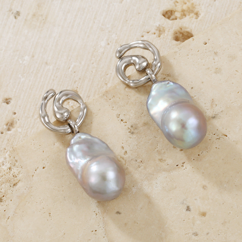 Ocean’s Heart – Iridescent Gray Baroque Pearl Earrings