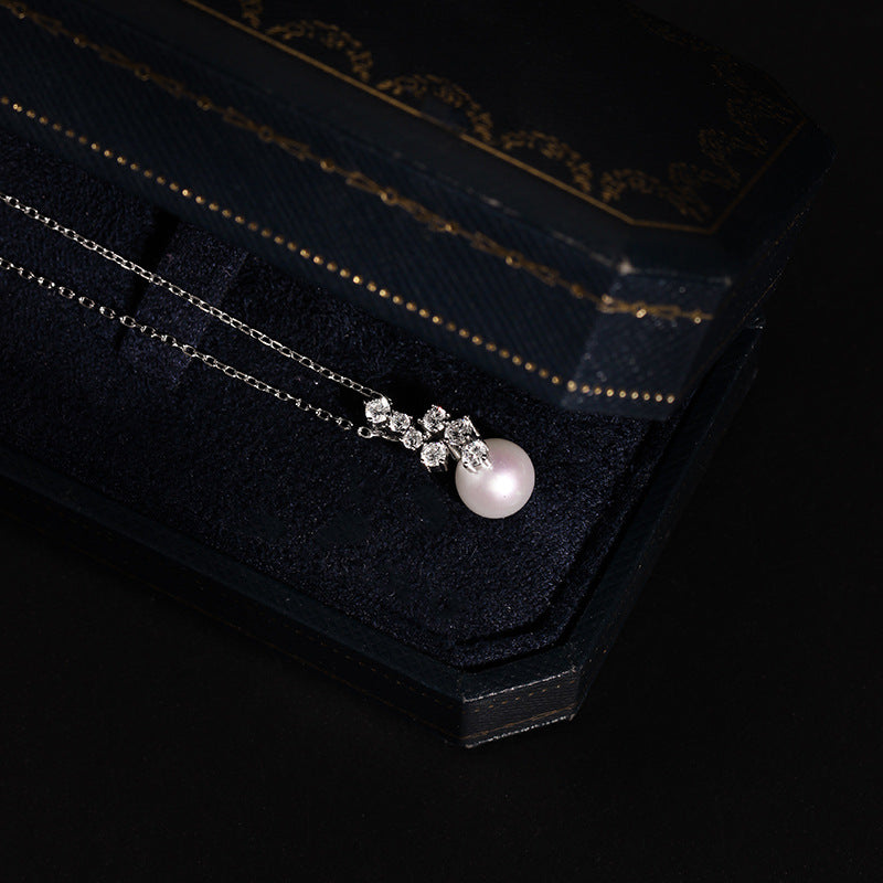 Starlit Grace – 8mm Freshwater Pearl Pendant Necklace