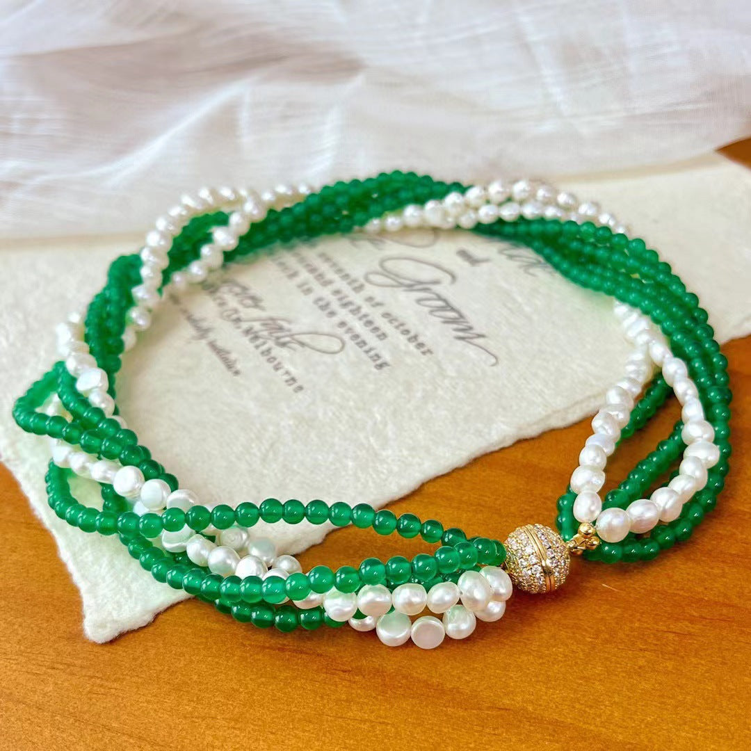 Emerald Grace – Twisted Freshwater Pearl Necklace