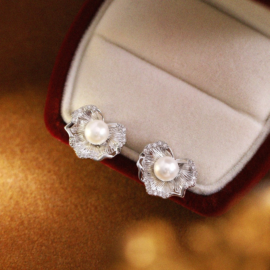 Lotus Grace – 6mm Freshwater Pearl Earrings